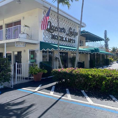 غرب شاطئ بالم Queens Lodge Motel المظهر الخارجي الصورة